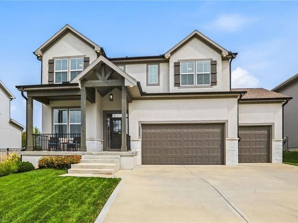 23520 W 90th Street, Lenexa, KS 66227