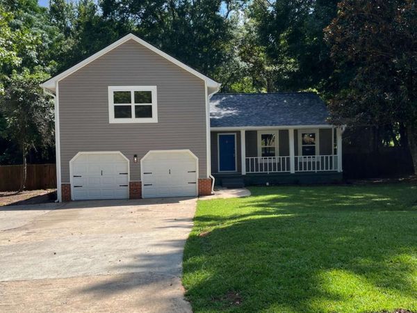 204 Groveland Drive, Peachtree City, GA 30269
