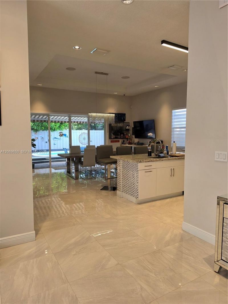 Please Call For Address, Miami, FL 33187 Photo