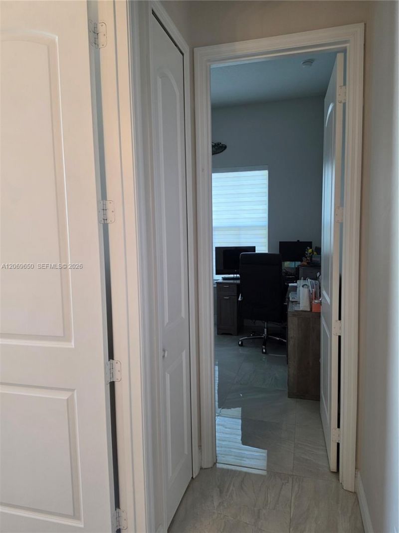 Please Call For Address, Miami, FL 33187 Photo