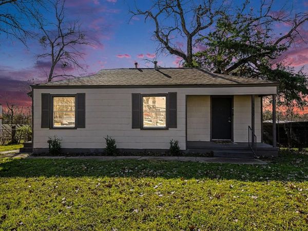 5129 Penrod Court , River Oaks, TX 76114