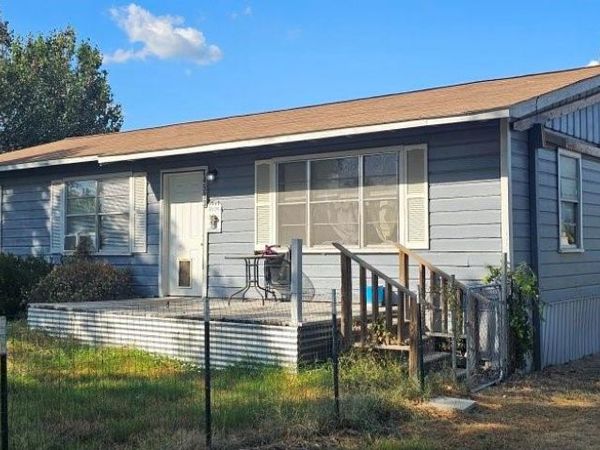 4593 State Highway 110 , Grand Saline, TX 75140