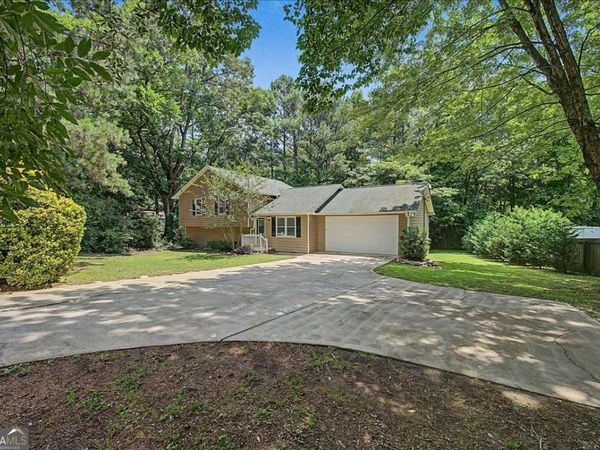 558 NE Peeples Valley Road, Cartersville, GA 30121