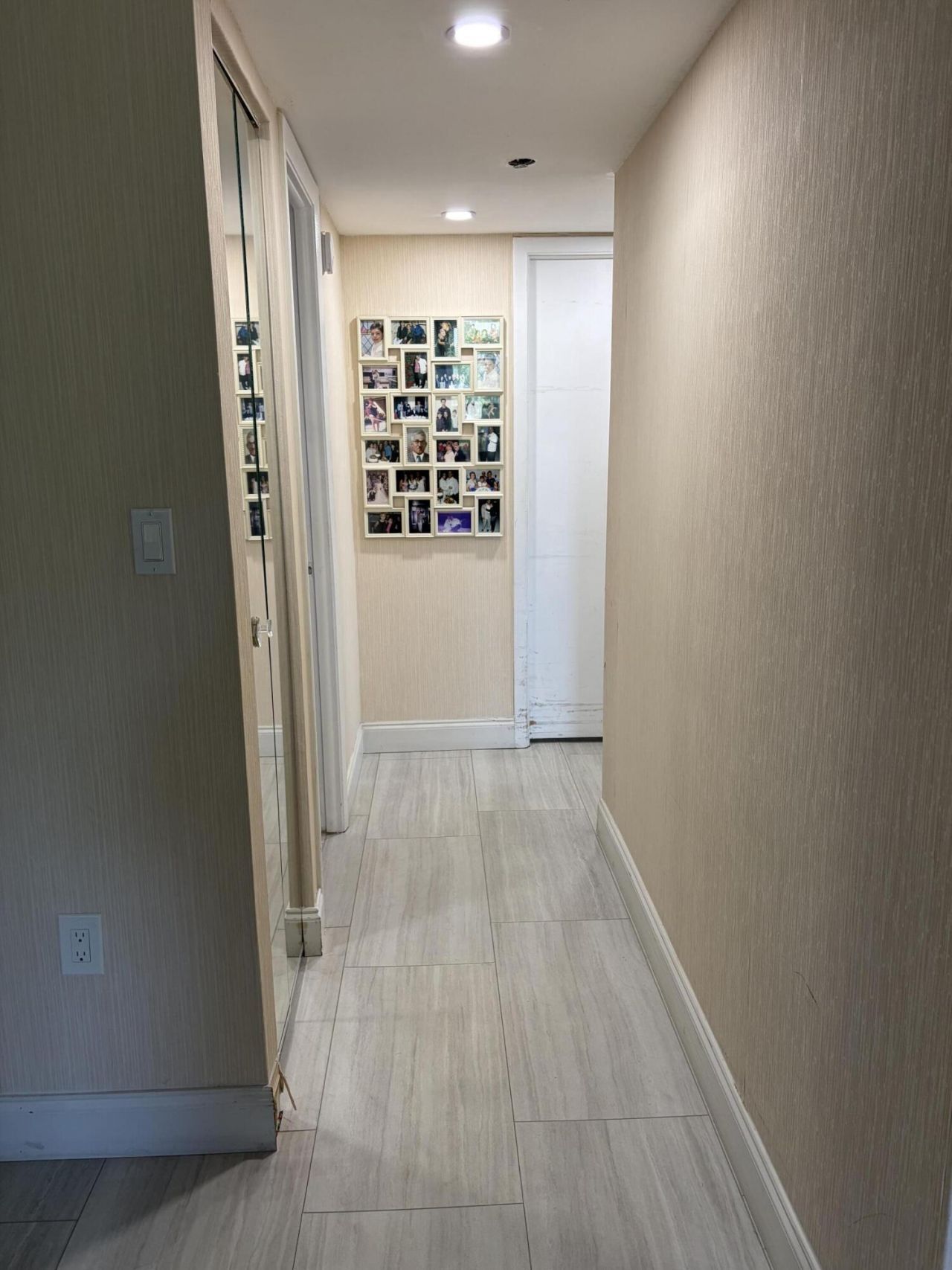 900 Saint Charles Place, Unit 311, Pembroke Pines, FL 33026 Photo