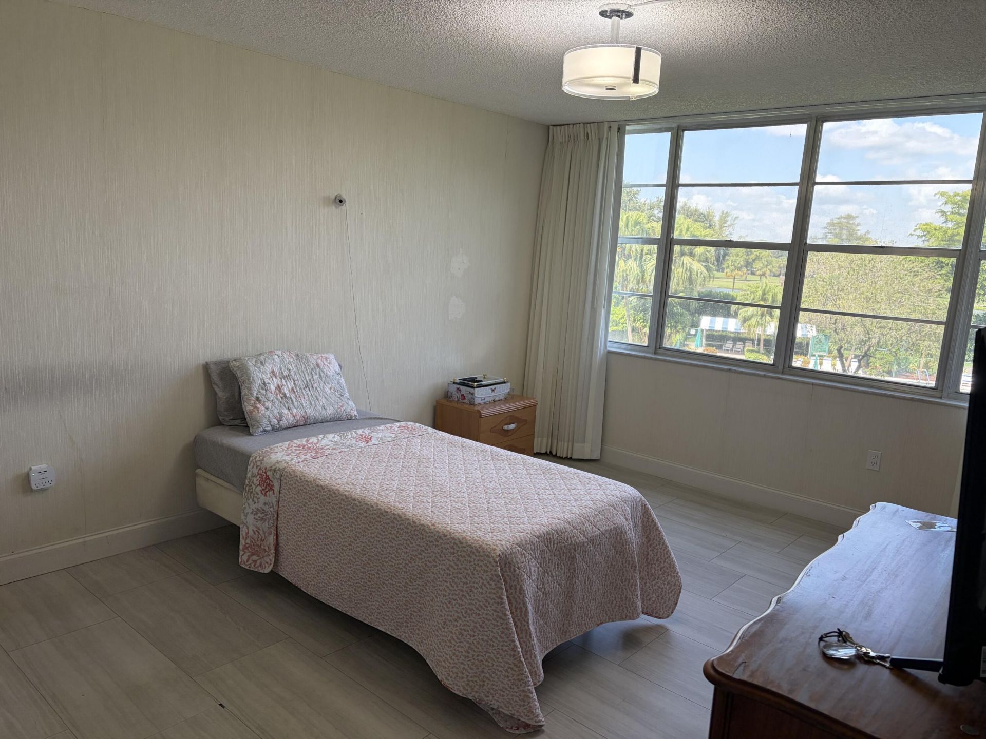 900 Saint Charles Place, Unit 311, Pembroke Pines, FL 33026 Photo
