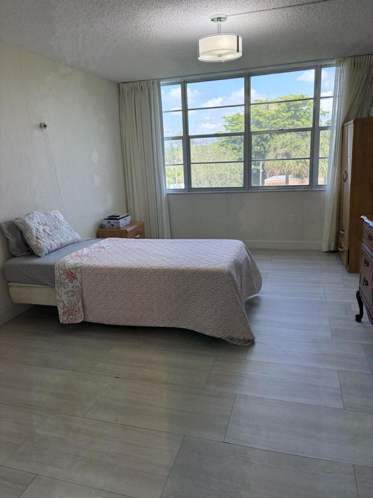 900 Saint Charles Place, Unit 311, Pembroke Pines, FL 33026 Photo