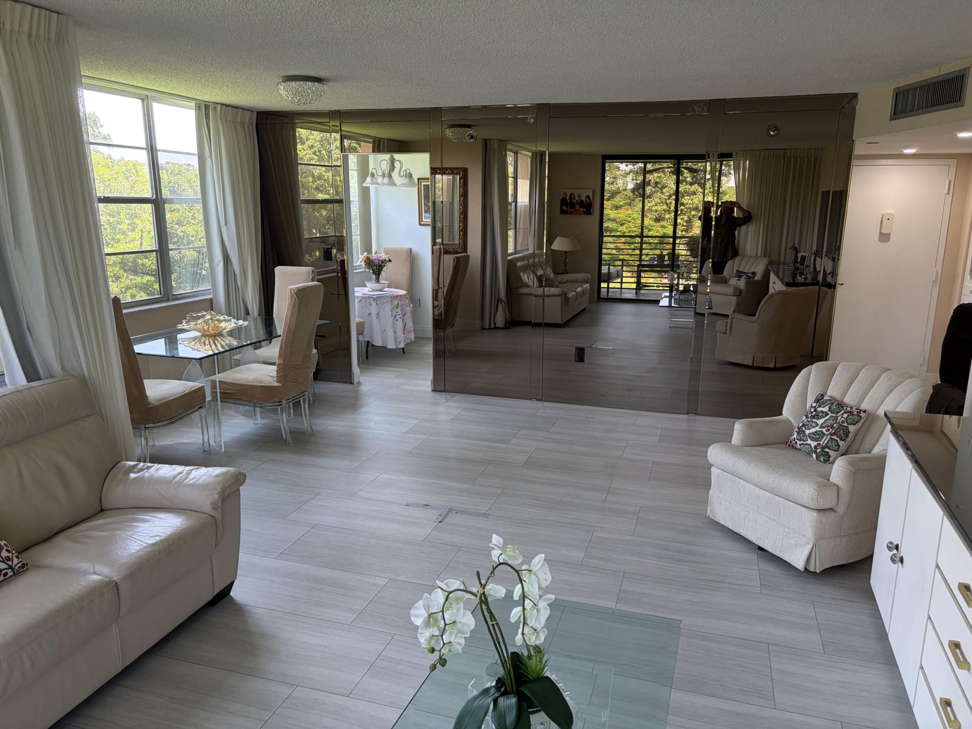900 Saint Charles Place, Unit 311, Pembroke Pines, FL 33026 Photo