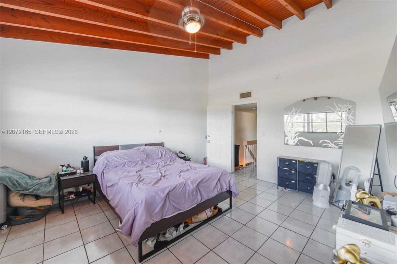 8923 NE 4th Ave Rd, Unit 8923, Miami Shores, FL 33138 Photo