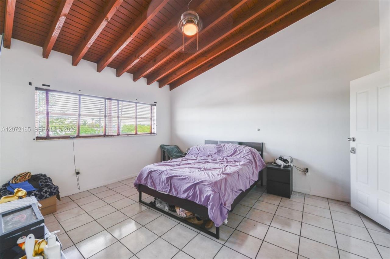 8923 NE 4th Ave Rd, Unit 8923, Miami Shores, FL 33138 Photo