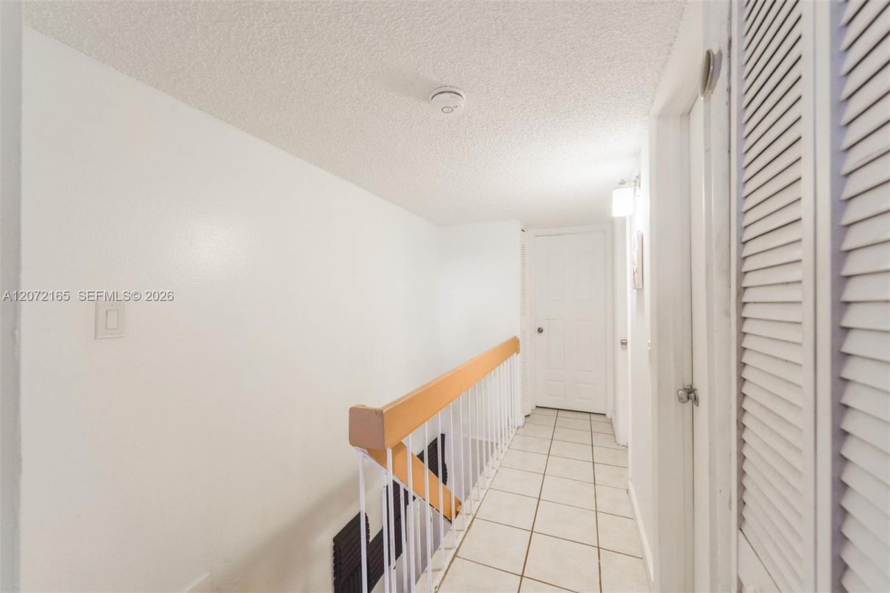 8923 NE 4th Ave Rd, Unit 8923, Miami Shores, FL 33138 Photo