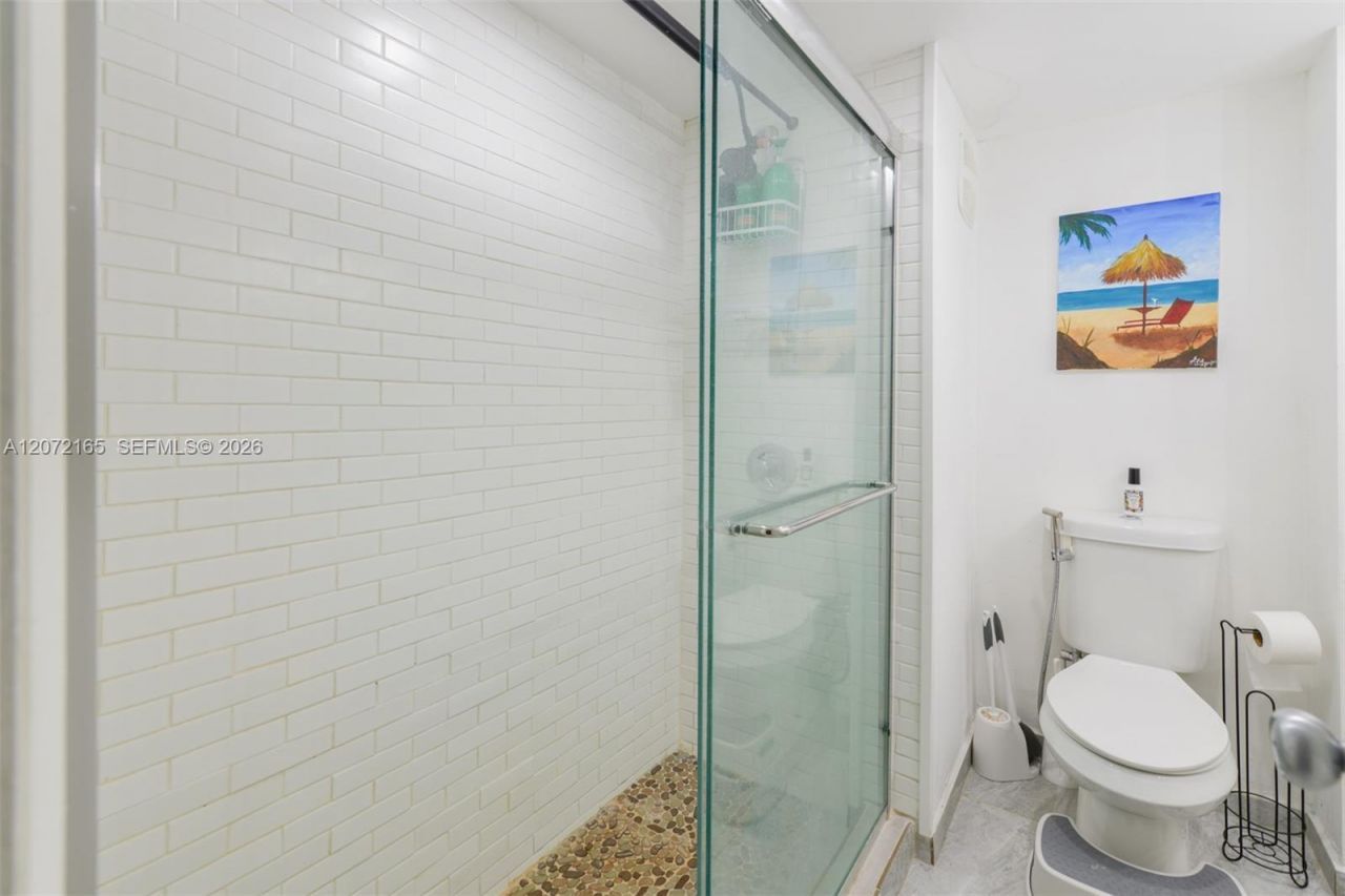 8923 NE 4th Ave Rd, Unit 8923, Miami Shores, FL 33138 Photo