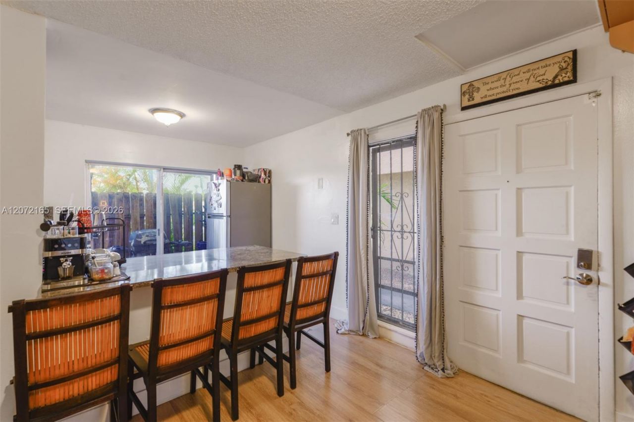 8923 NE 4th Ave Rd, Unit 8923, Miami Shores, FL 33138 Photo