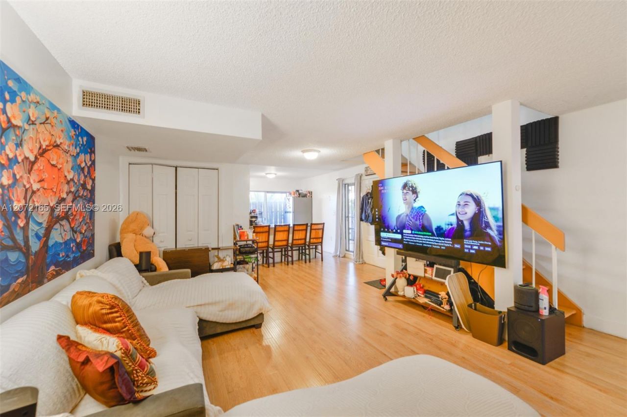 8923 NE 4th Ave Rd, Unit 8923, Miami Shores, FL 33138 Photo