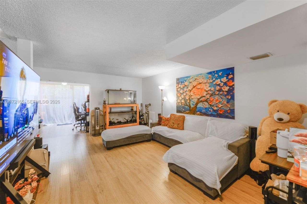 8923 NE 4th Ave Rd, Unit 8923, Miami Shores, FL 33138 Photo