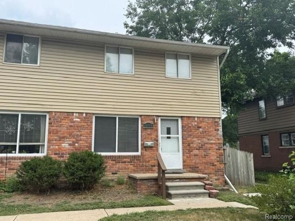 309 E Farnum Avenue, Royal Oak, Mi 48067