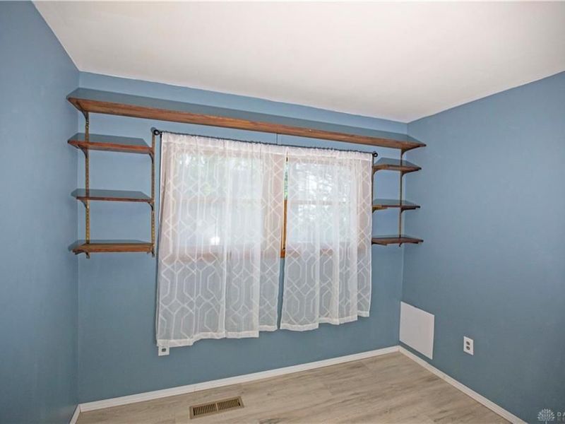 127 N Main Street, Englewood, OH 45322 Photo 8