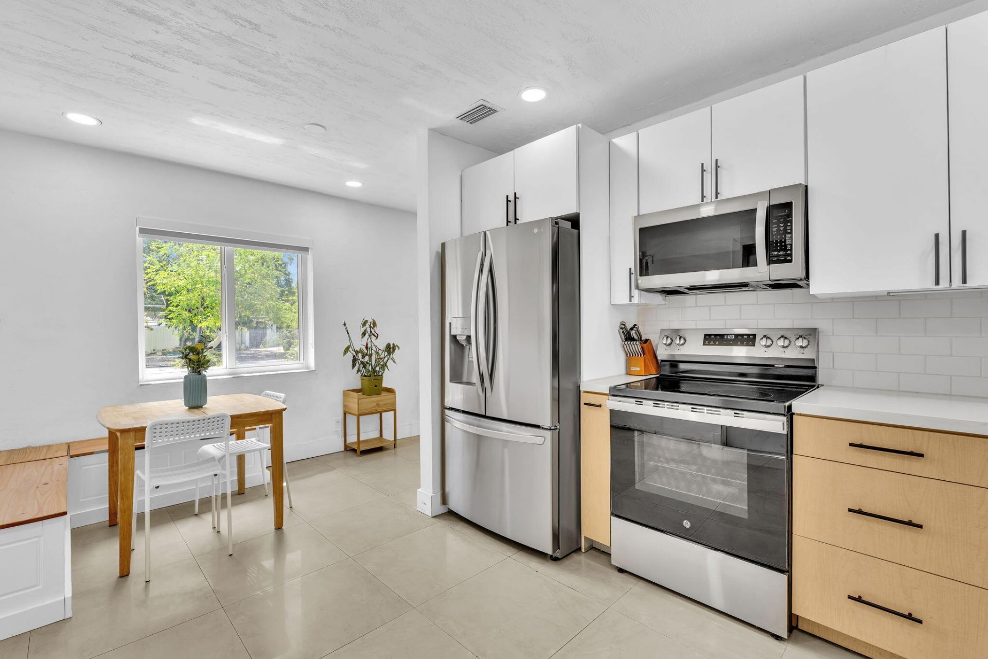 721 Fairway Drive, Plantation, FL 33317 Photo
