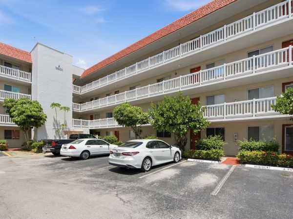 3601 INVERRARY Drive, Unit 107, Lauderhill, FL 33319