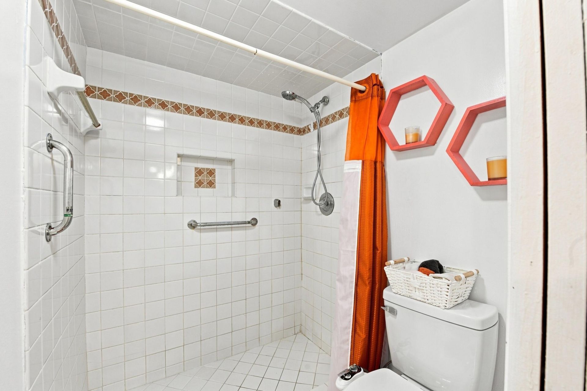 3601 Inverrary Drive, Unit 107, Lauderhill, FL 33319 Photo