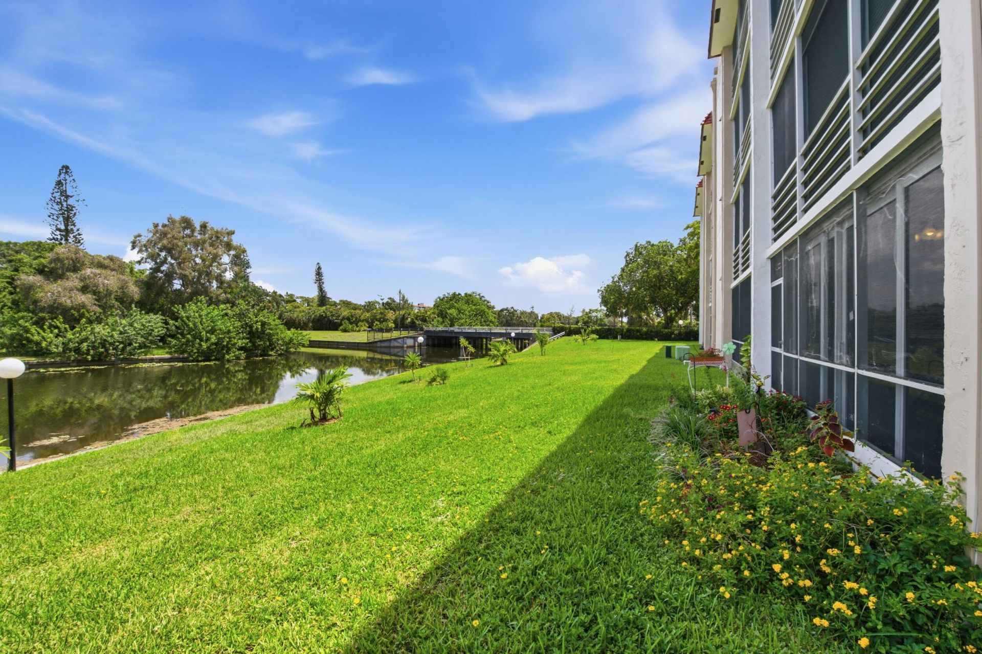 3601 Inverrary Drive, Unit 107, Lauderhill, FL 33319 Photo