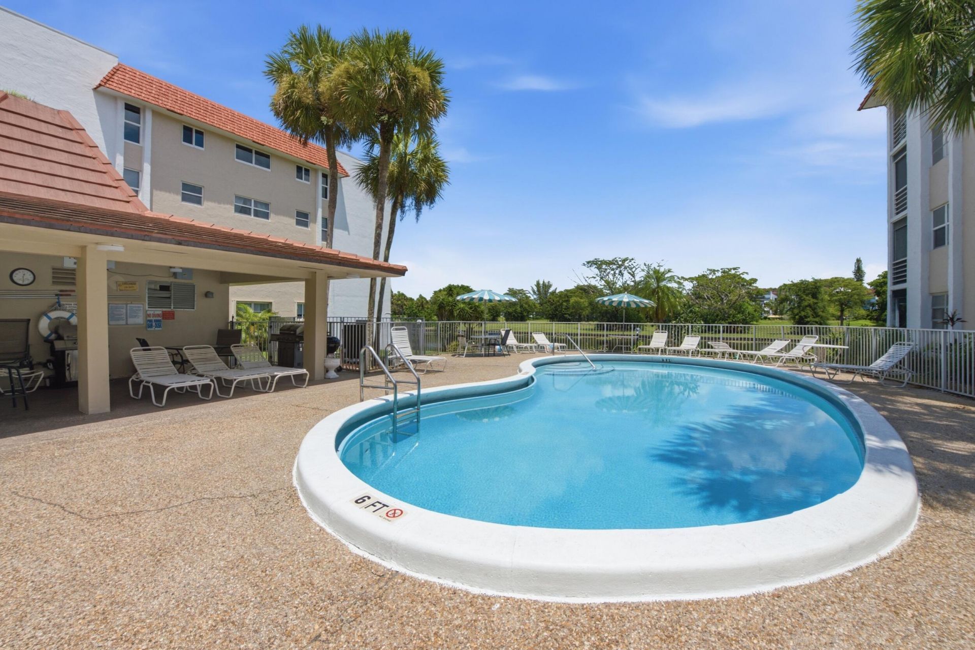 3601 Inverrary Drive, Unit 107, Lauderhill, FL 33319 Photo