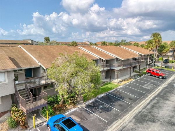 6334 NEWTOWN CIRCLE , Unit 34B4, TAMPA, FL 33615