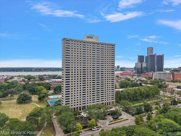 1300 E Lafayette Street, Unit 1509, Detroit, Mi 48207