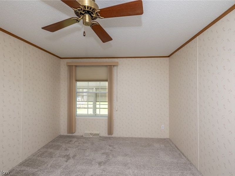 8 Jessica Lane, Olmsted Township, OH 44138 Photo 27