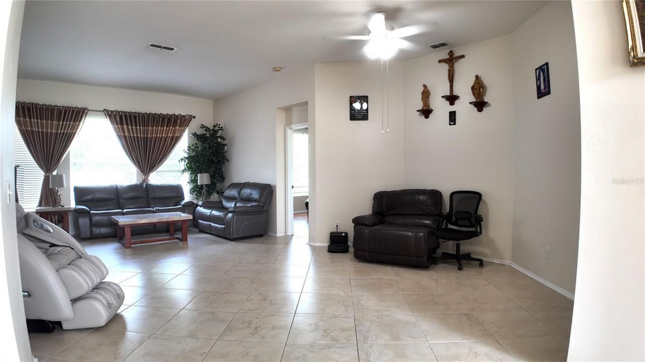 207 39th Street E, Bradenton, FL 34208 Photo