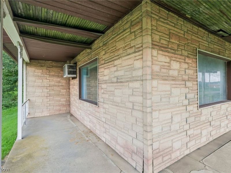 8741 Youngstown Pittsburgh Road, Poland, OH 44514 Photo 18