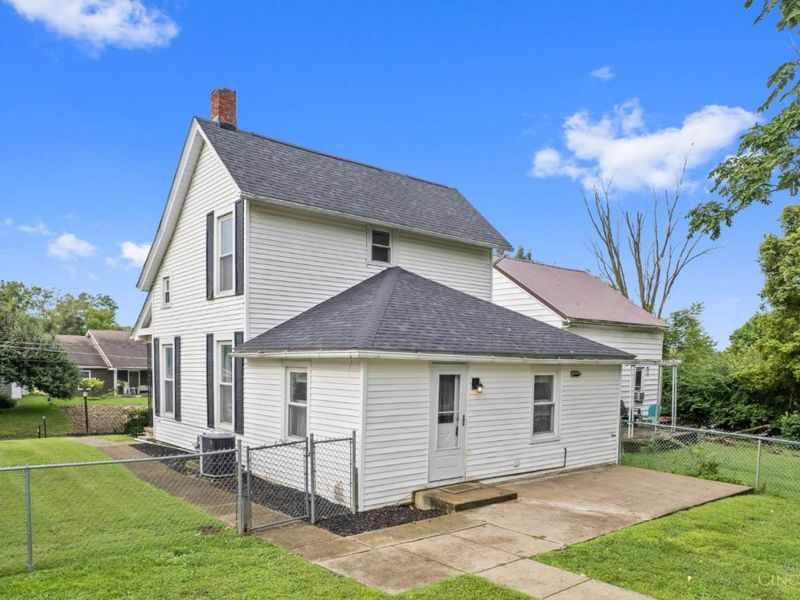 254 John Street, Hillsboro, OH 45133 Photo 4
