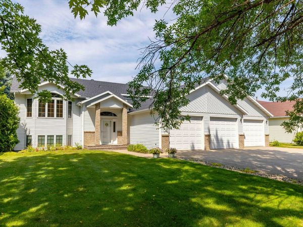 811 4th Avenue NE, Barnesville, MN 56514