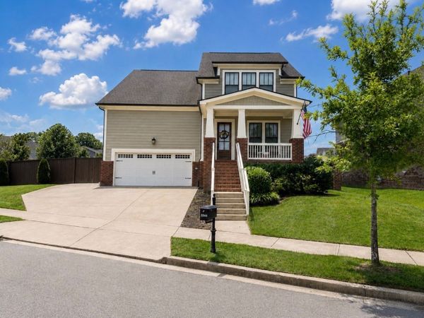3344 Vinemont Dr , Thompsons Station, TN 37179