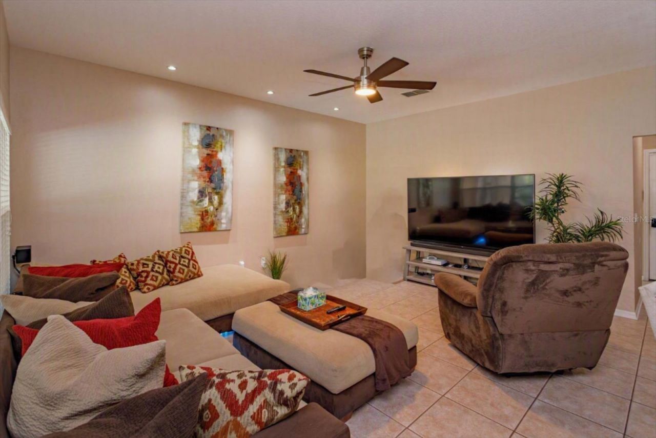 4338 Northern Dancer Way, Orlando, FL 32826 Photo