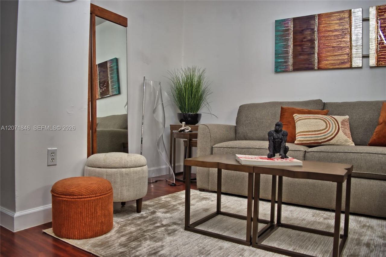 170 SE 14th St , Unit 2303, Miami, FL 33131 Photo