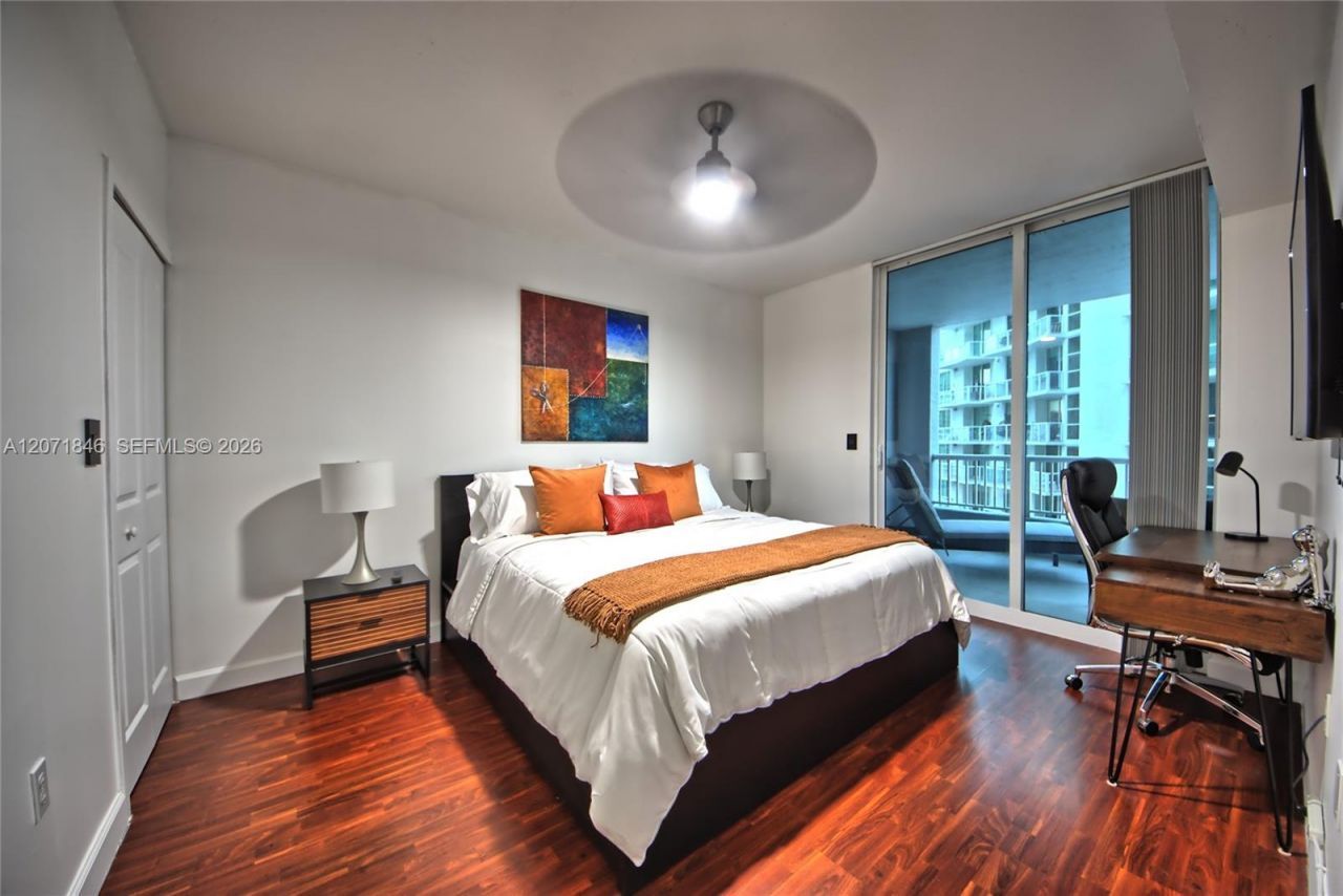 170 SE 14th St , Unit 2303, Miami, FL 33131 Photo