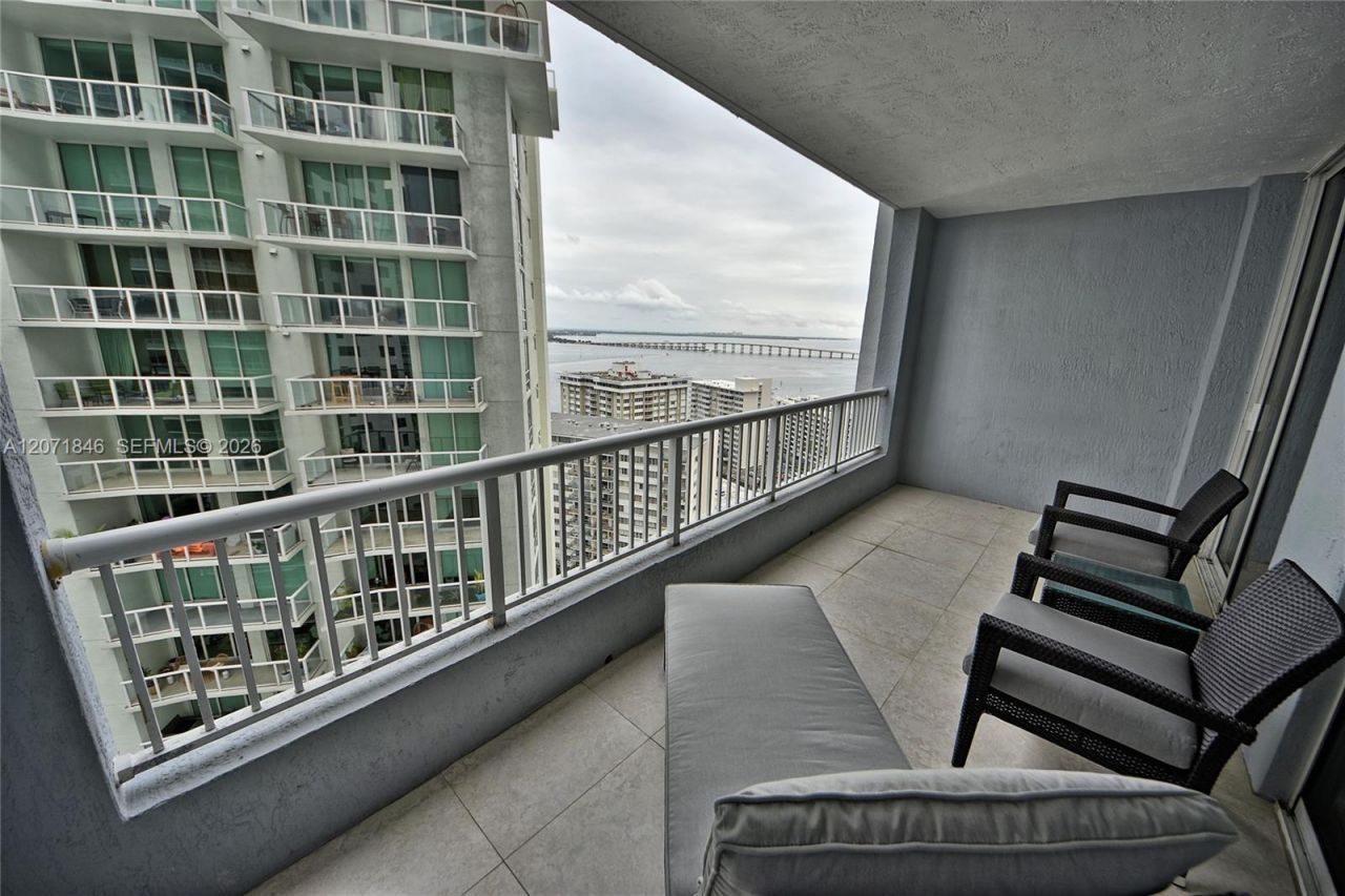 170 SE 14th St , Unit 2303, Miami, FL 33131 Photo