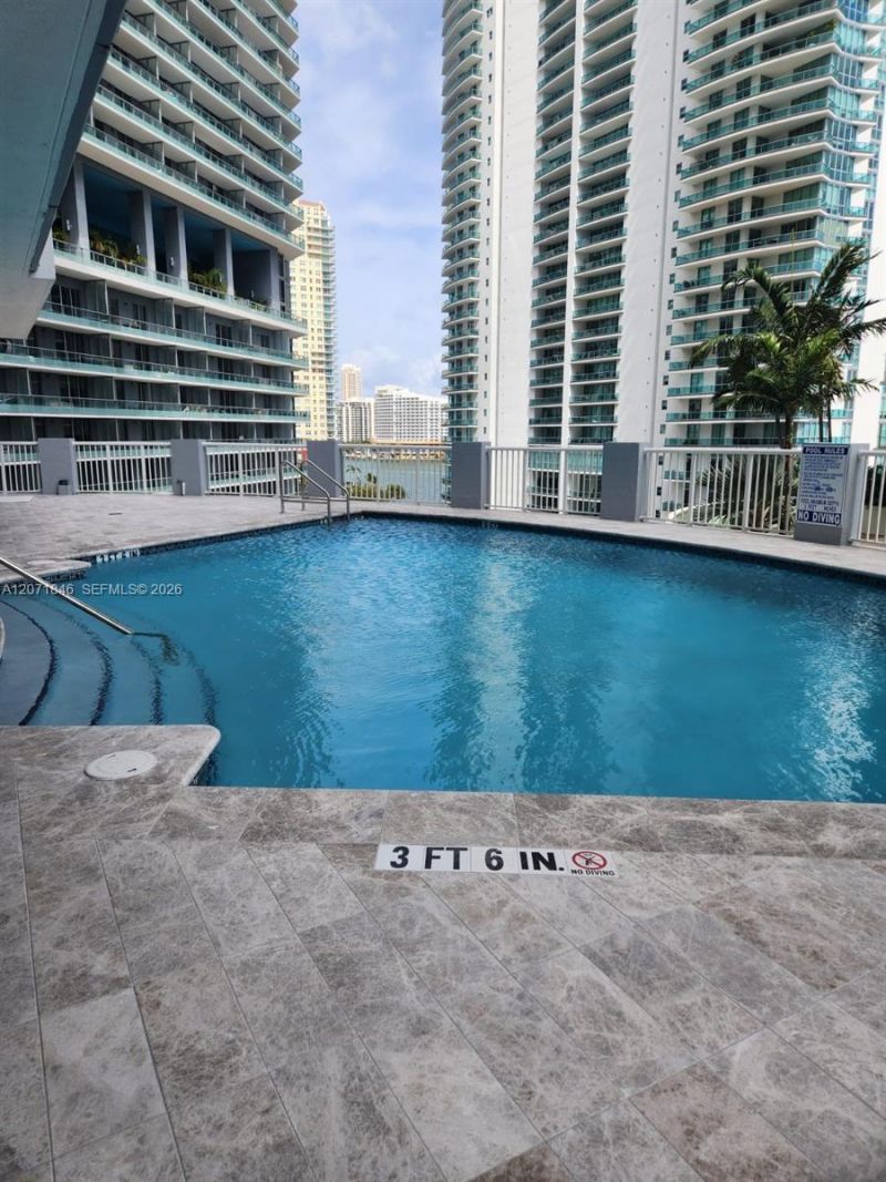 170 SE 14th St , Unit 2303, Miami, FL 33131 Photo