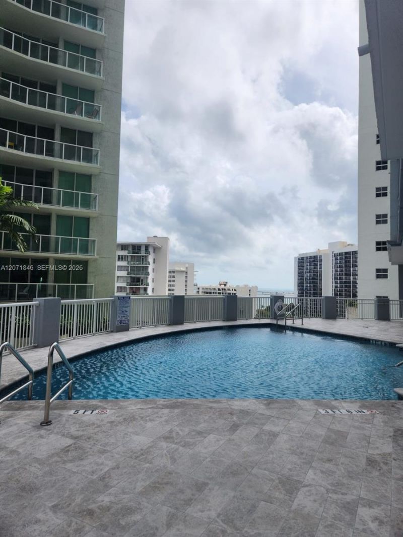 170 SE 14th St , Unit 2303, Miami, FL 33131 Photo