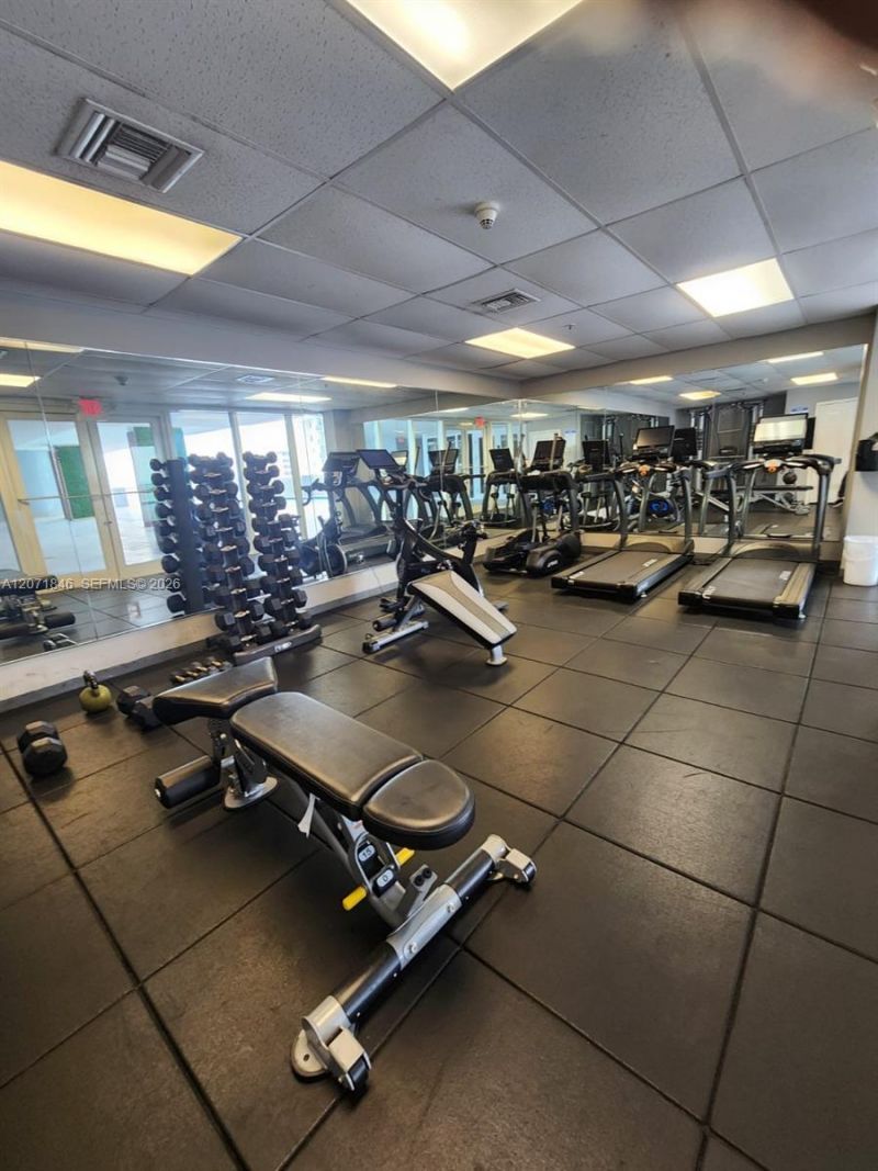 170 SE 14th St , Unit 2303, Miami, FL 33131 Photo