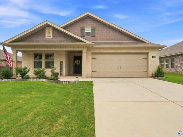 439 Jackson Point Circle, Huntsville, AL 35811