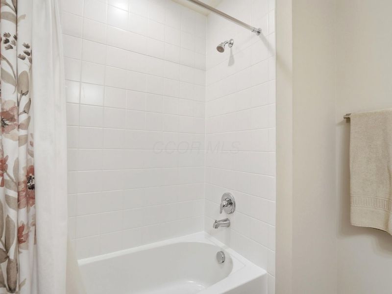 945 Memories Lane, Westerville, OH 43081 Photo 63