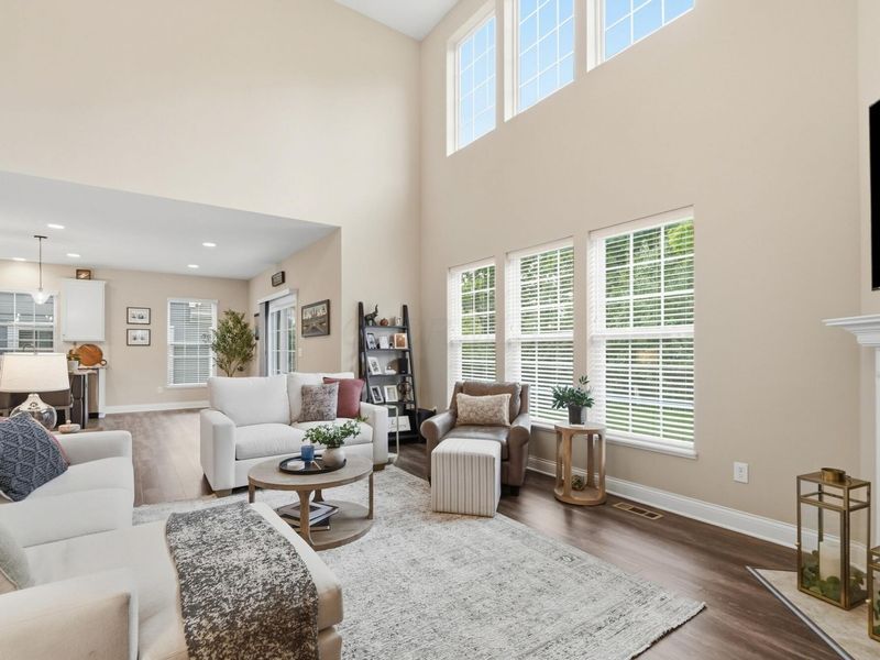 945 Memories Lane, Westerville, OH 43081 Photo 8