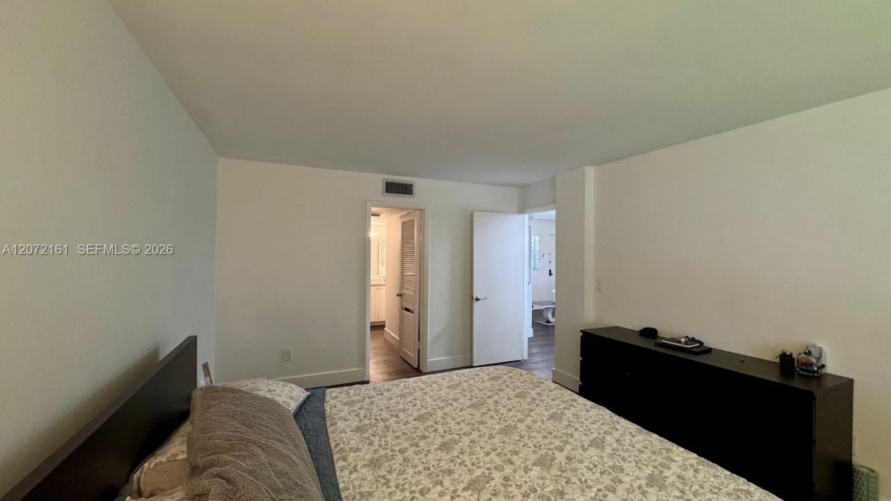 3390 Foxcroft Rd , Unit C305, Miramar, FL 33025 Photo