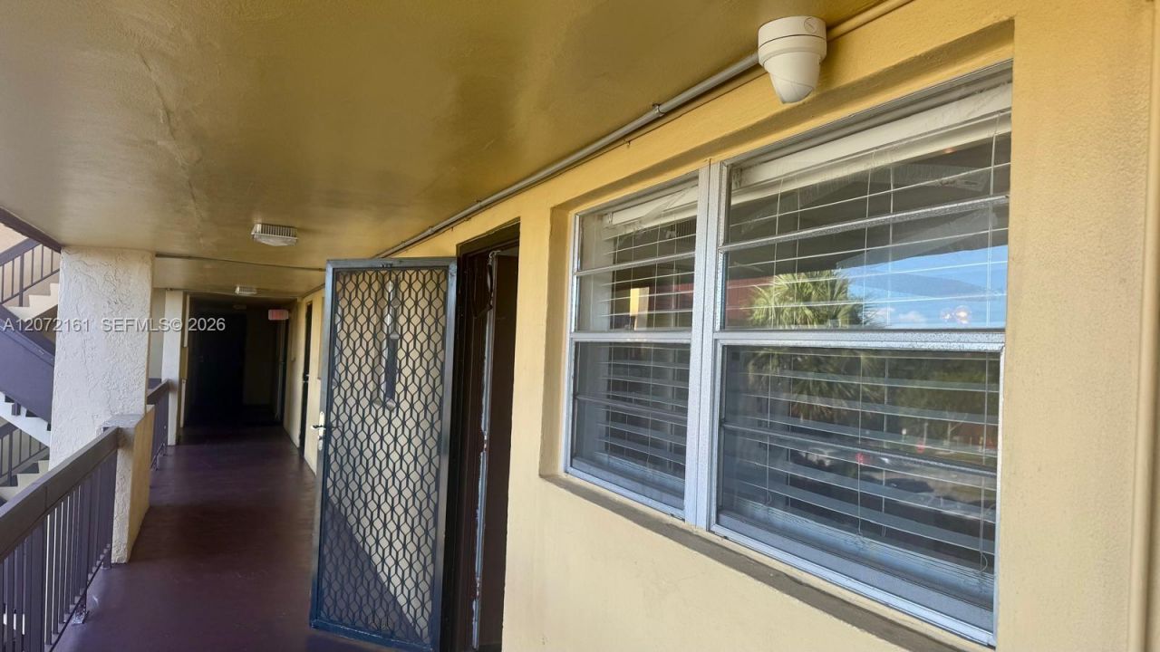 3390 Foxcroft Rd , Unit C305, Miramar, FL 33025 Photo
