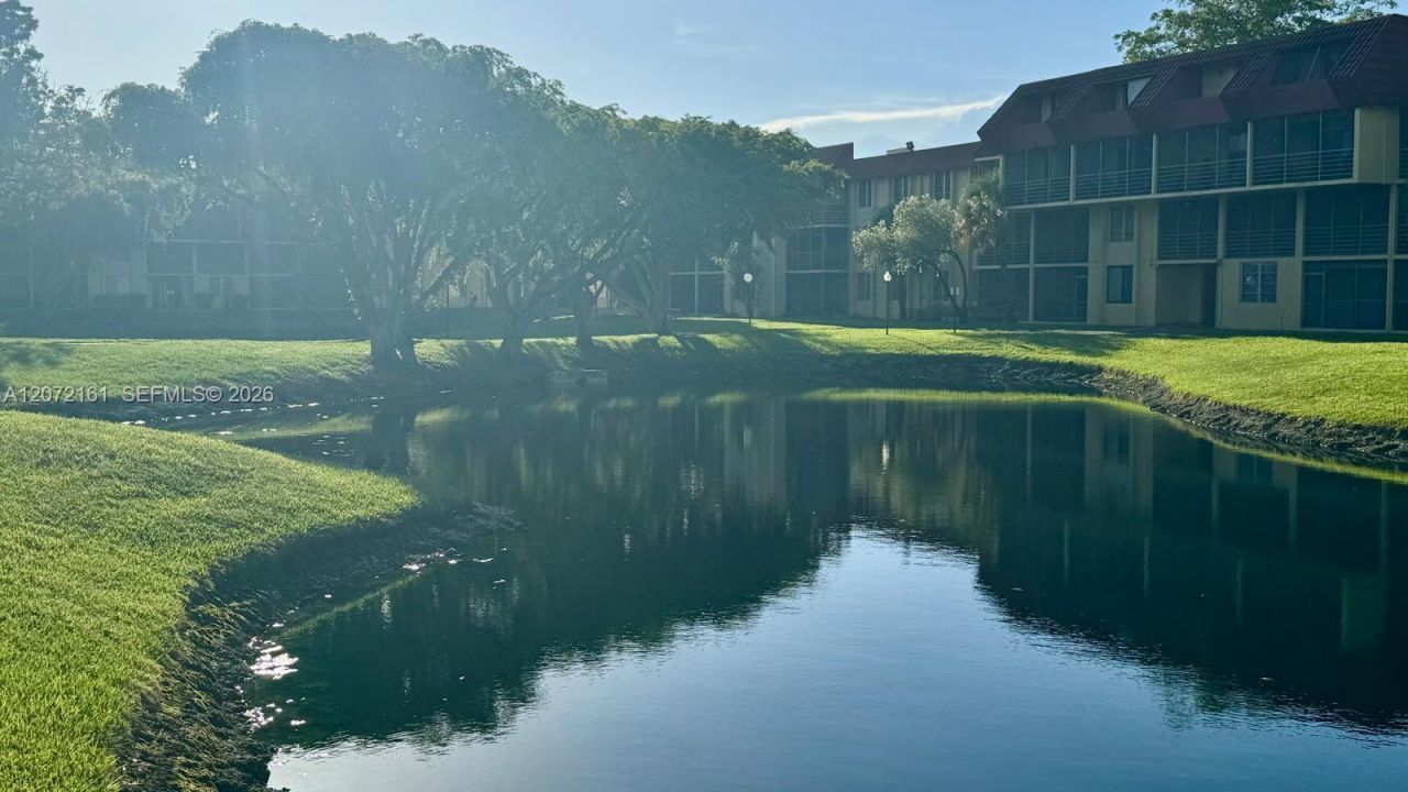 3390 Foxcroft Rd , Unit C305, Miramar, FL 33025 Photo