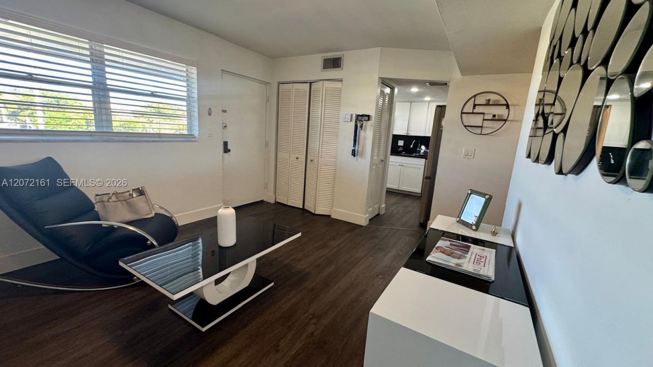 3390 Foxcroft Rd , Unit C305, Miramar, FL 33025 Photo
