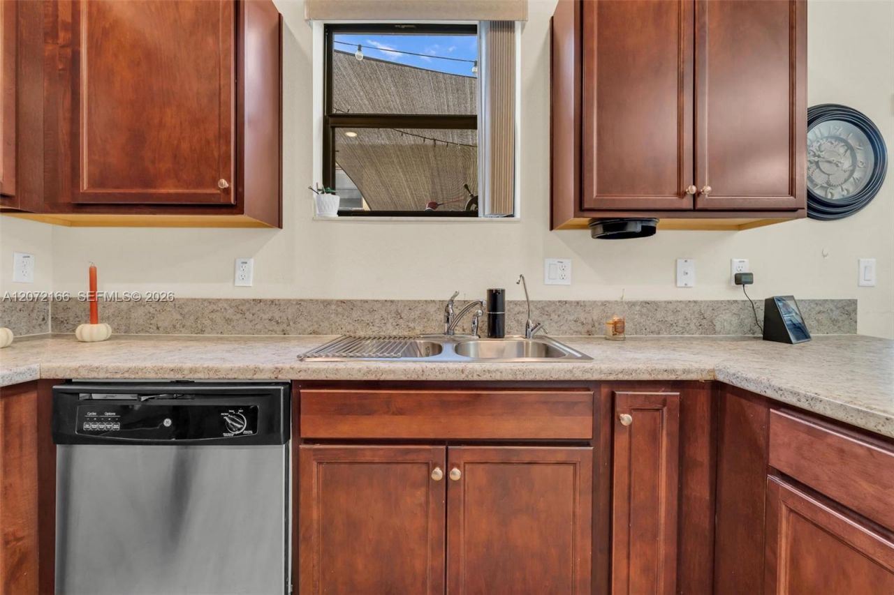 3368 SE 1st St, Homestead, FL 33033 Photo