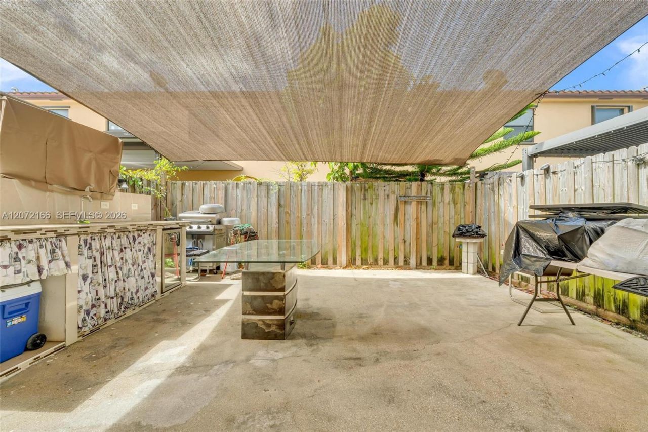 3368 SE 1st St, Homestead, FL 33033 Photo