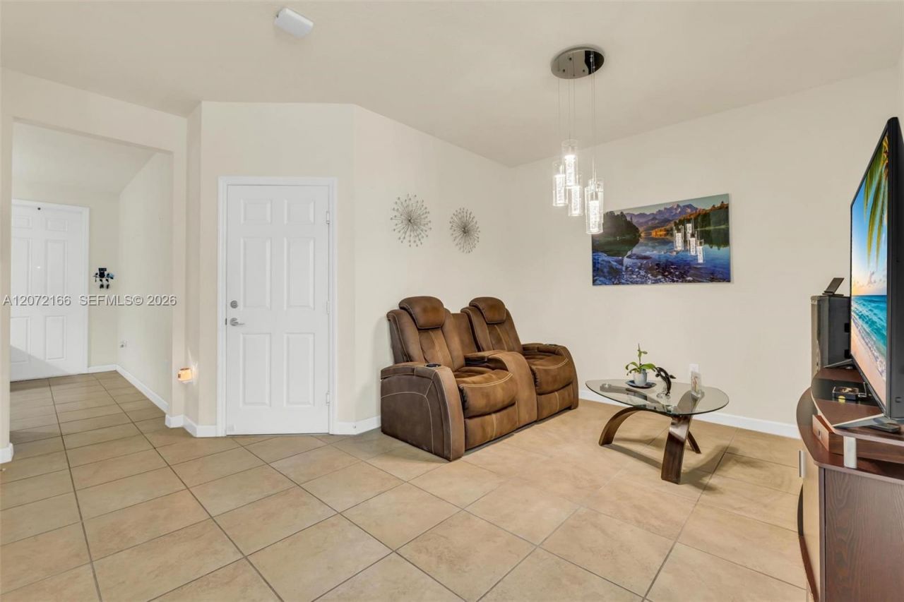 3368 SE 1st St, Homestead, FL 33033 Photo